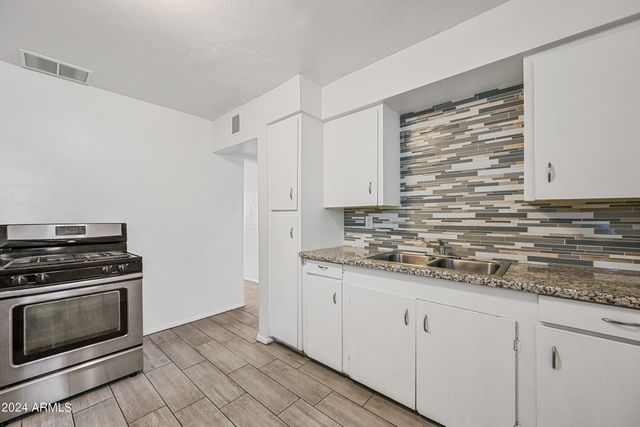 903 N 22nd Place, Phoenix, AZ 85006