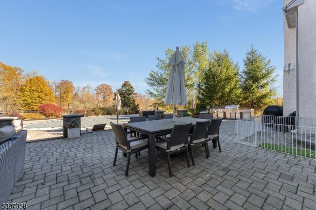 16 Perry Rd, Clinton Twp., NJ 08801