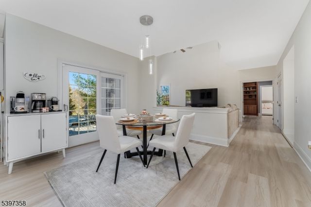 16 Perry Rd, Clinton Twp., NJ 08801