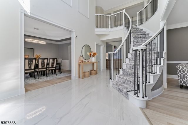 16 Perry Rd, Clinton Twp., NJ 08801