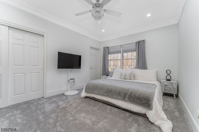 16 Perry Rd, Clinton Twp., NJ 08801