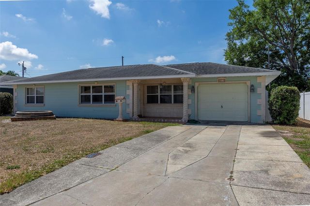 4218 24TH AVENUE N, St Petersburg, FL 33713
