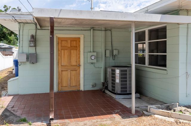 4218 24TH AVENUE N, St Petersburg, FL 33713