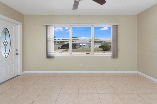 4218 24TH AVENUE N, St Petersburg, FL 33713