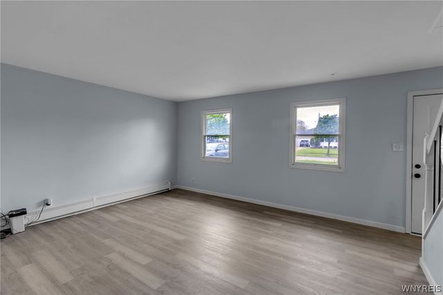 101 East Somerset Avenue, Tonawanda, NY 14150