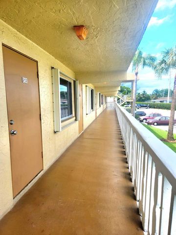 100 Village Green Circle E B212, Palm Springs, FL 33461