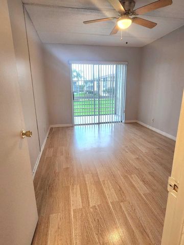 100 Village Green Circle E B212, Palm Springs, FL 33461