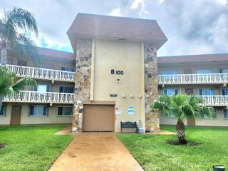 100 Village Green Circle E B212, Palm Springs, FL 33461
