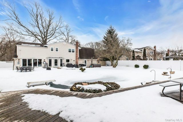 79 Amy Drive, Sayville, NY 11782