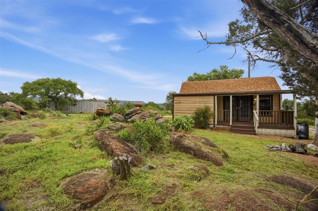 104 Ridge RD, Burnet, TX 78611