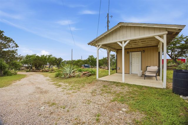 104 Ridge RD, Burnet, TX 78611