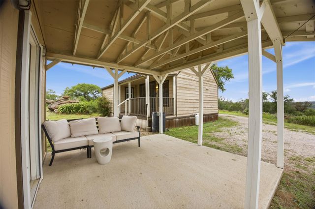 104 Ridge RD, Burnet, TX 78611