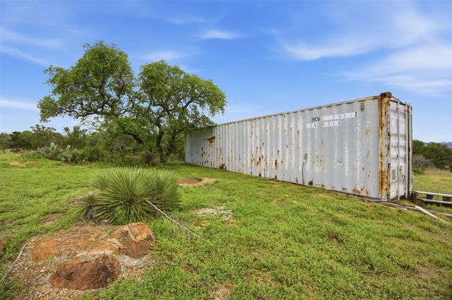 104 Ridge RD, Burnet, TX 78611