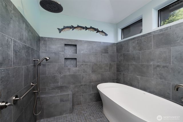 15107 Bridgeway Drive, Anacortes, WA 98221