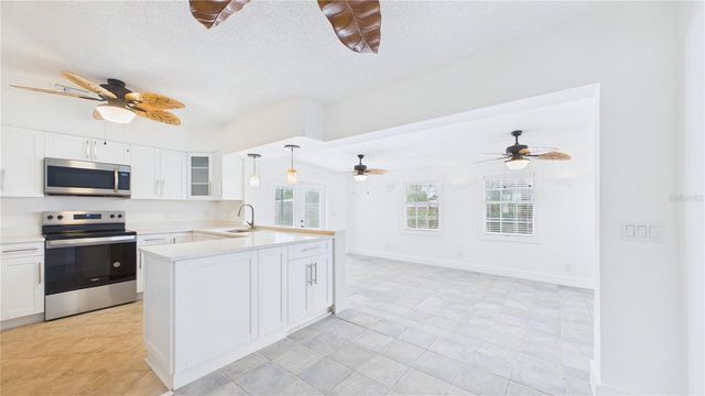 2807 45TH STREET S, Gulfport, FL 33711