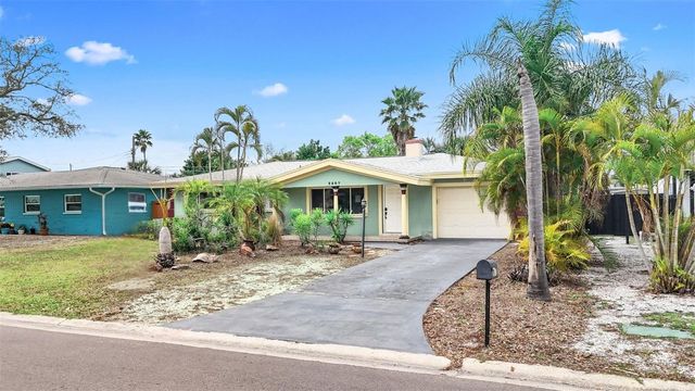 2807 45TH STREET S, Gulfport, FL 33711