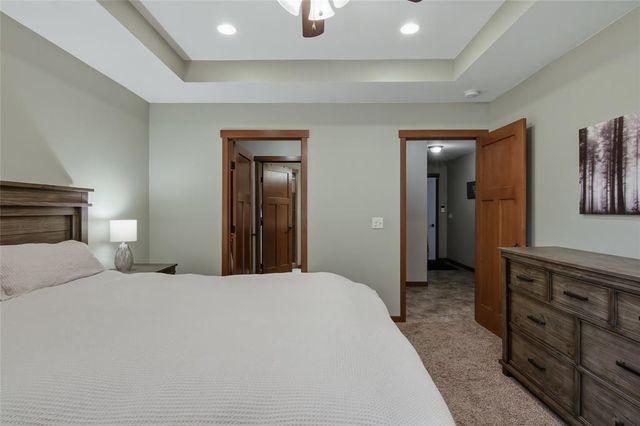 623 Autumn Drive, Altoona, WI 54720