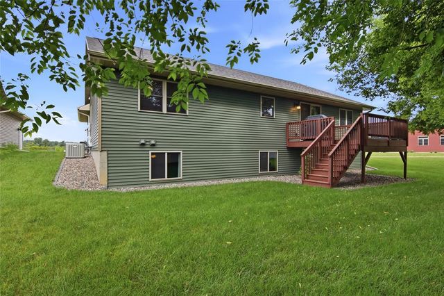 623 Autumn Drive, Altoona, WI 54720