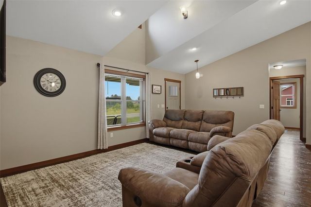 623 Autumn Drive, Altoona, WI 54720