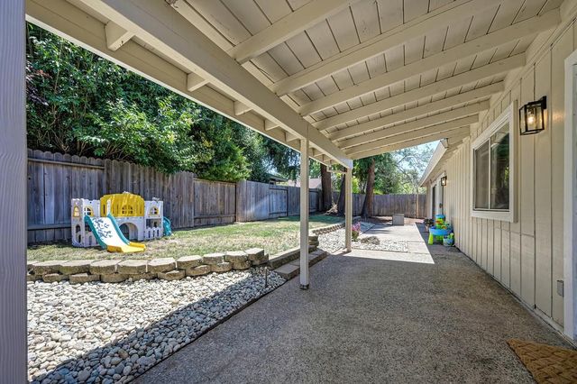 5445 Elsinore Way, Fair Oaks, CA 95628