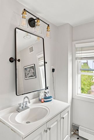 35 Franklin Ave, Somerville, MA 02145