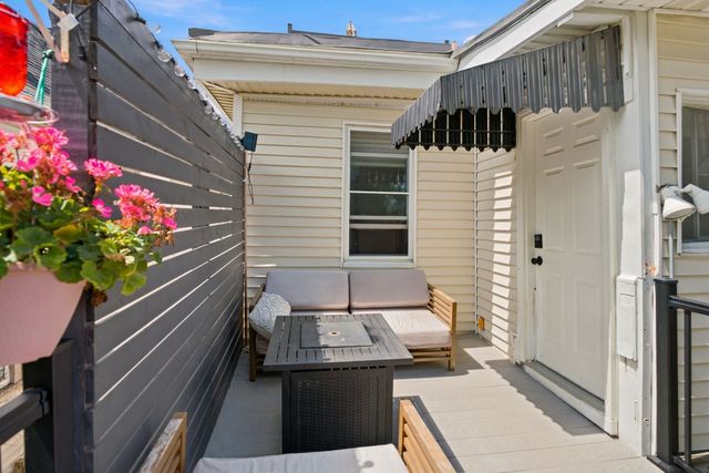 35 Franklin Ave, Somerville, MA 02145