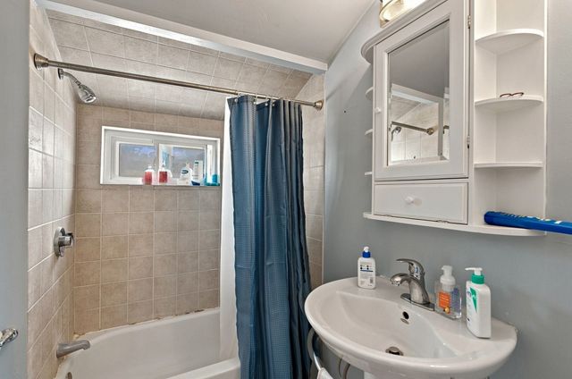 35 Franklin Ave, Somerville, MA 02145