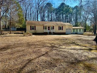 211 Red Oak CT, Smithfield, VA 23430