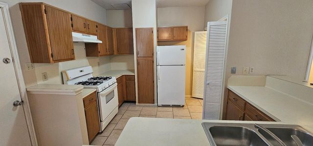 7013 Alabonson Road, Houston, TX 77088