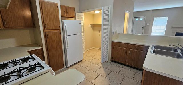 7013 Alabonson Road, Houston, TX 77088