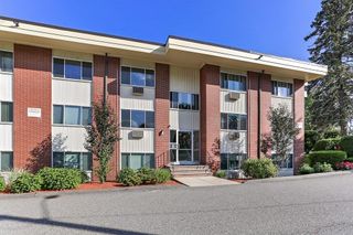 74 Beach St 1-2, Woburn, MA 01801