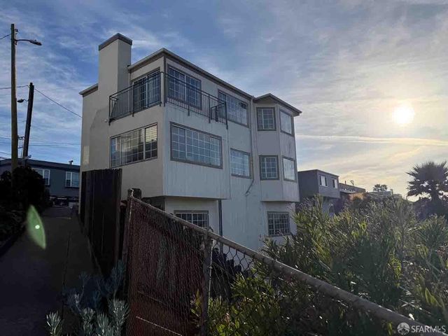 743 Silver Avenue, San Francisco, CA 94134