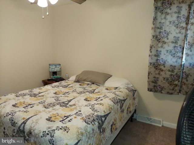 800 COLUMBIA BLVD, National Park, NJ 08063