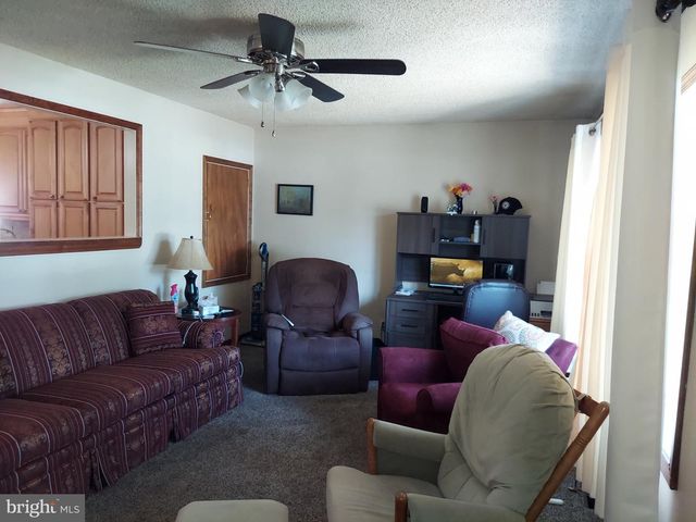 800 COLUMBIA BLVD, National Park, NJ 08063