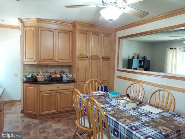 800 COLUMBIA BLVD, National Park, NJ 08063