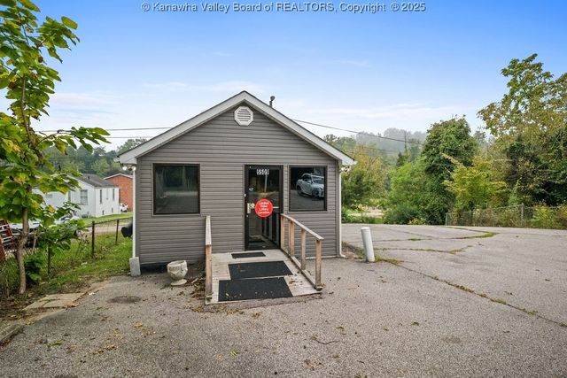 5509 MacCorkle Avenue, South Charleston, WV 25309