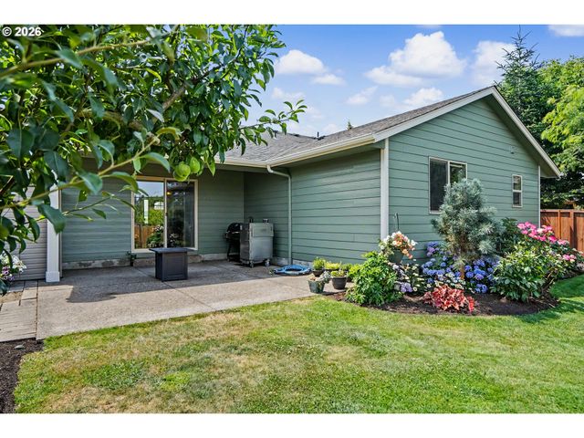 801 PINTAIL St, Silverton, OR 97381