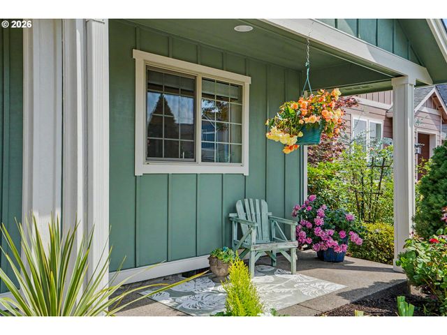 801 PINTAIL St, Silverton, OR 97381