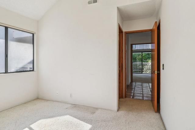 542 Via de la Valle J, Solana Beach, CA 92075