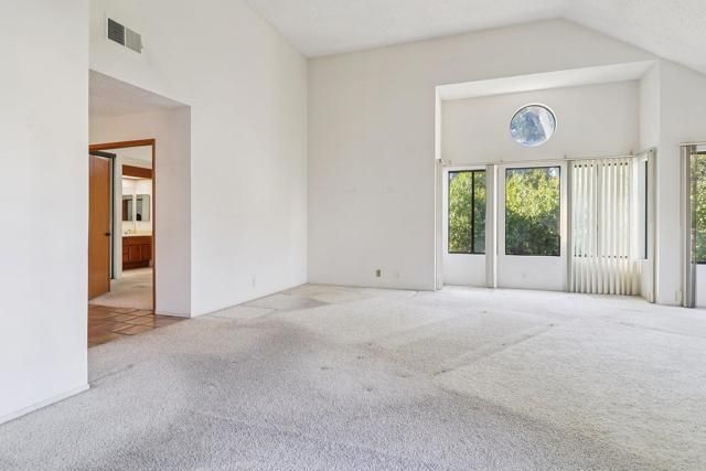542 Via de la Valle J, Solana Beach, CA 92075