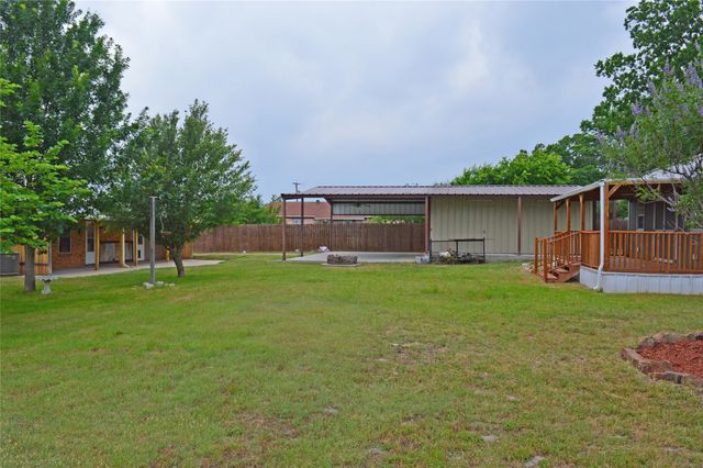 2024 Walker Street, Granbury, TX 76048