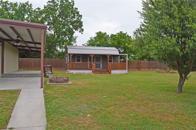 2024 Walker Street, Granbury, TX 76048