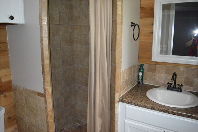2024 Walker Street, Granbury, TX 76048
