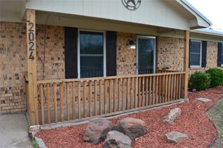 2024 Walker Street, Granbury, TX 76048