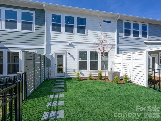 10132 Mamillion Drive, Huntersville, NC 28078