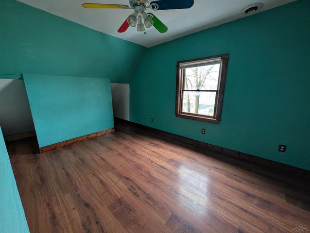 229 E 2nd Street, Pinconning, MI 48650