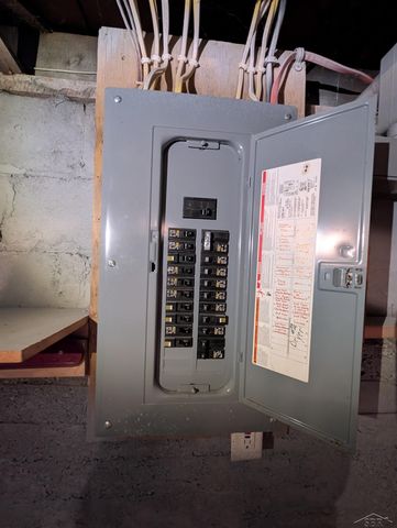 229 E 2nd Street, Pinconning, MI 48650