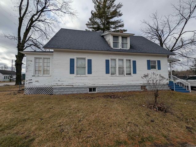 229 E 2nd Street, Pinconning, MI 48650