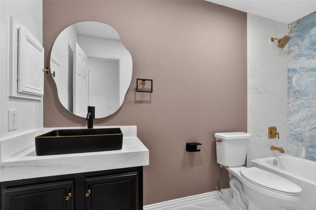 10701 Augusta Lane, Rowlett, TX 75089