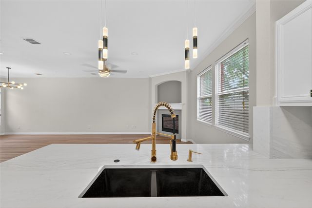 10701 Augusta Lane, Rowlett, TX 75089